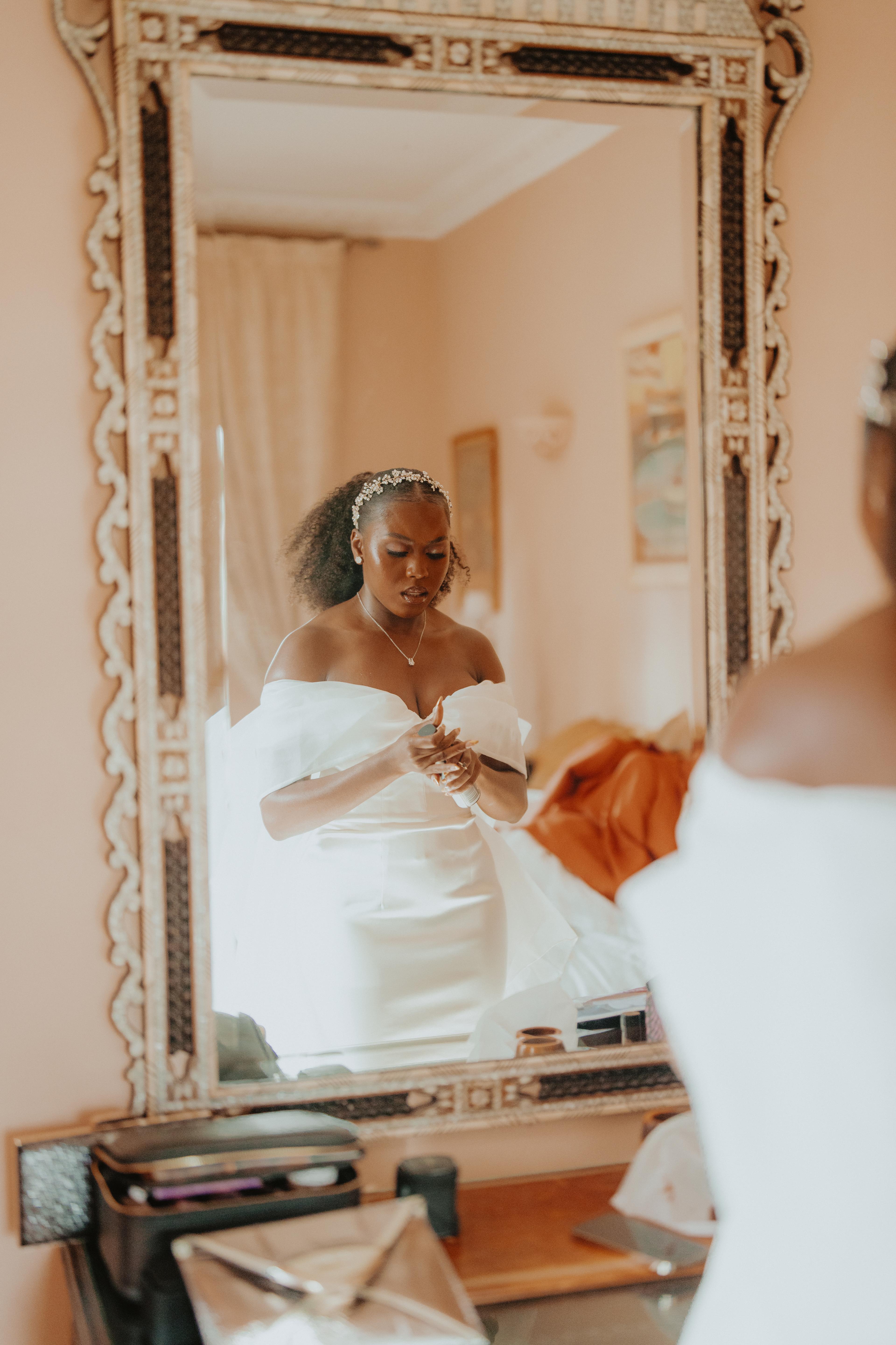 Photo shoot of the bride with her dress