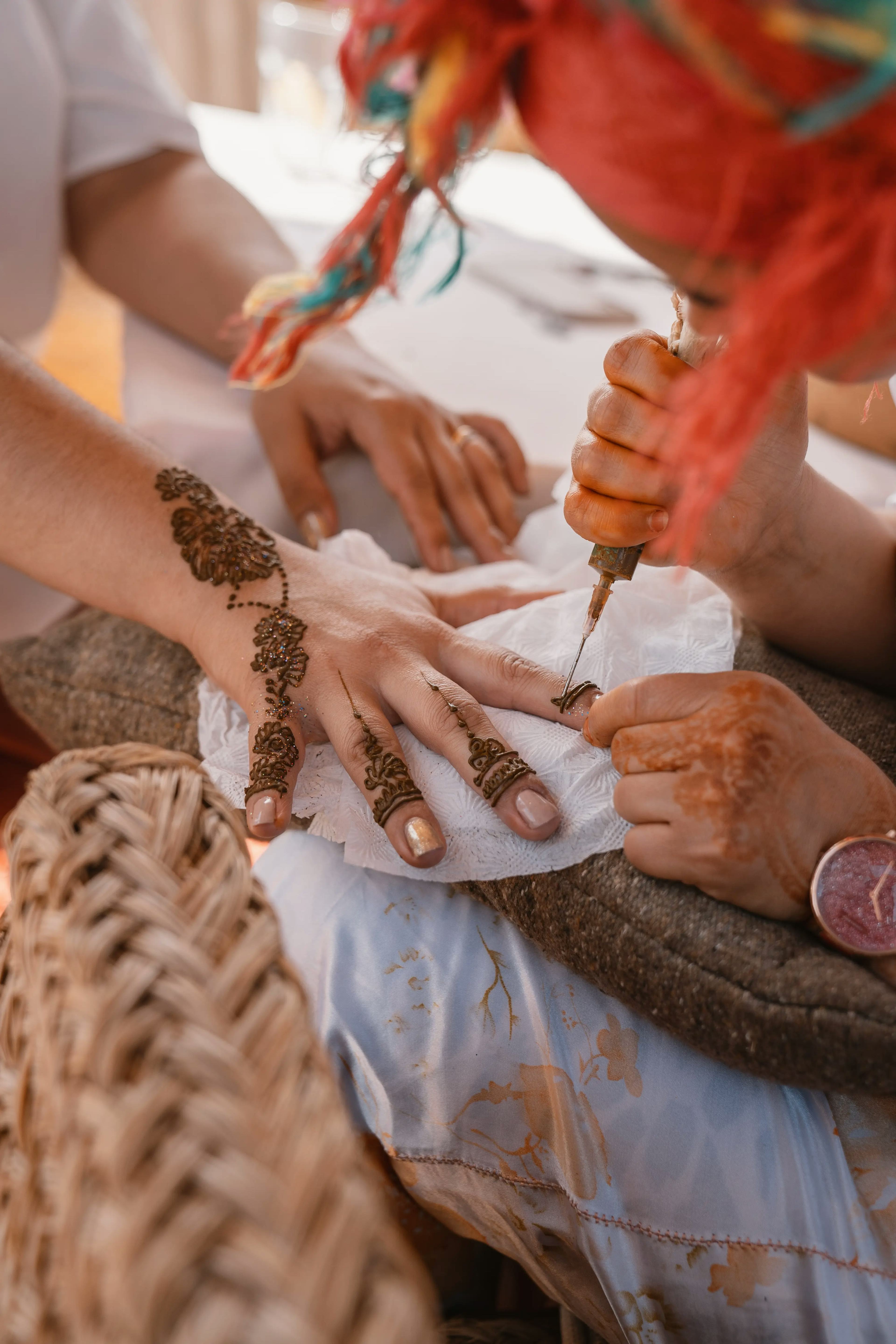 Wedding mehndi artist in Morocco