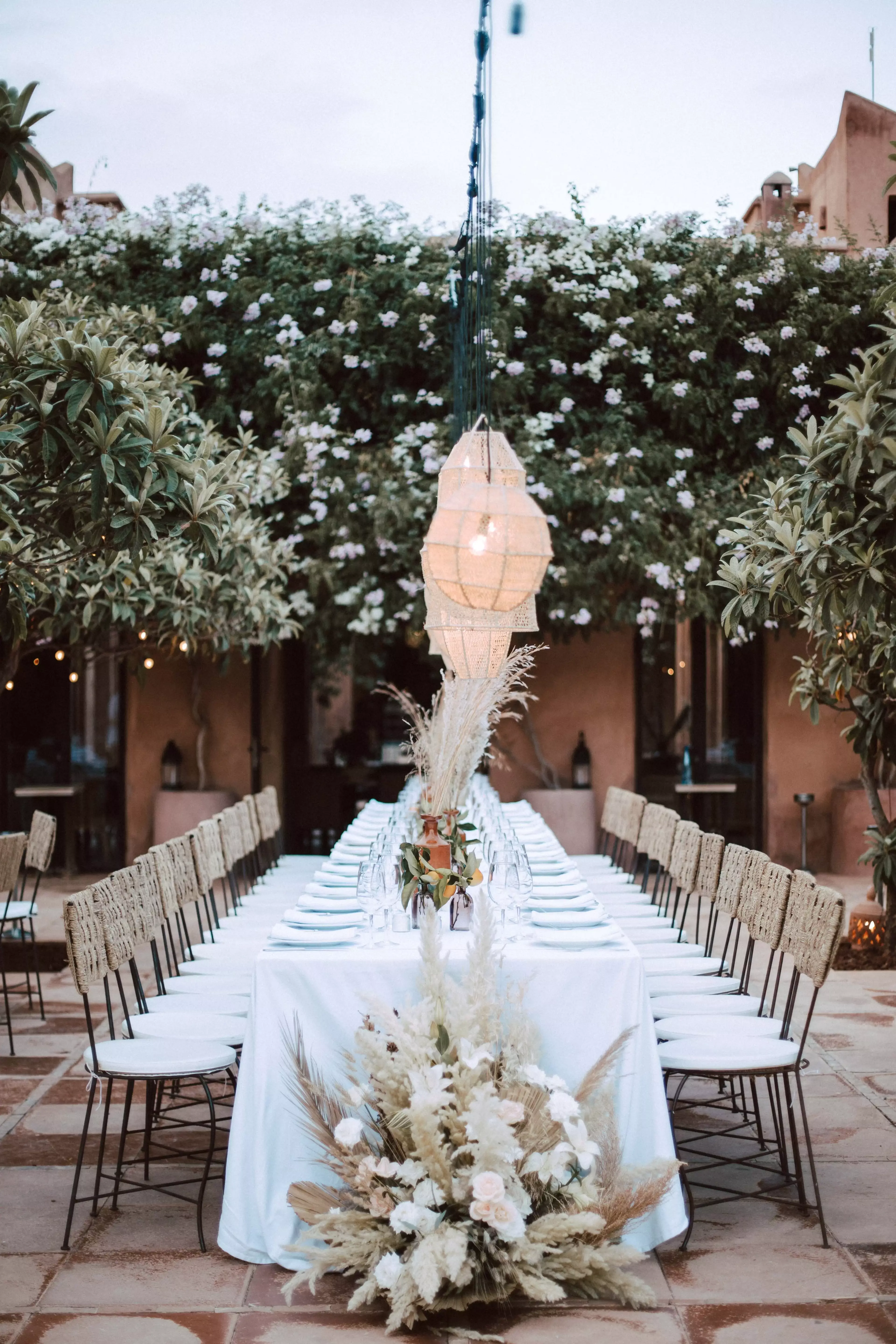 Boho table decor with Moroccan lanterns 