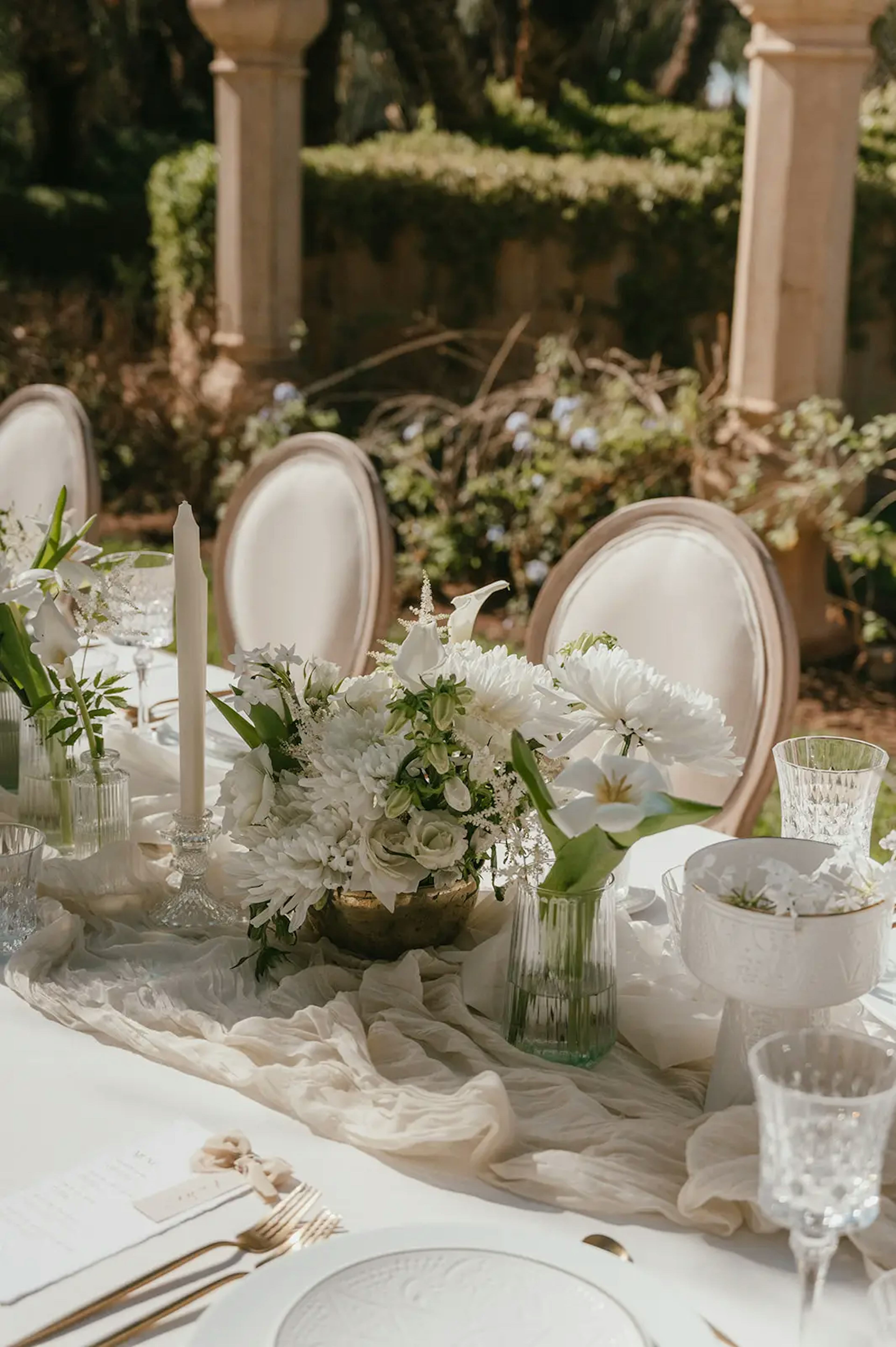 Elegant table decor