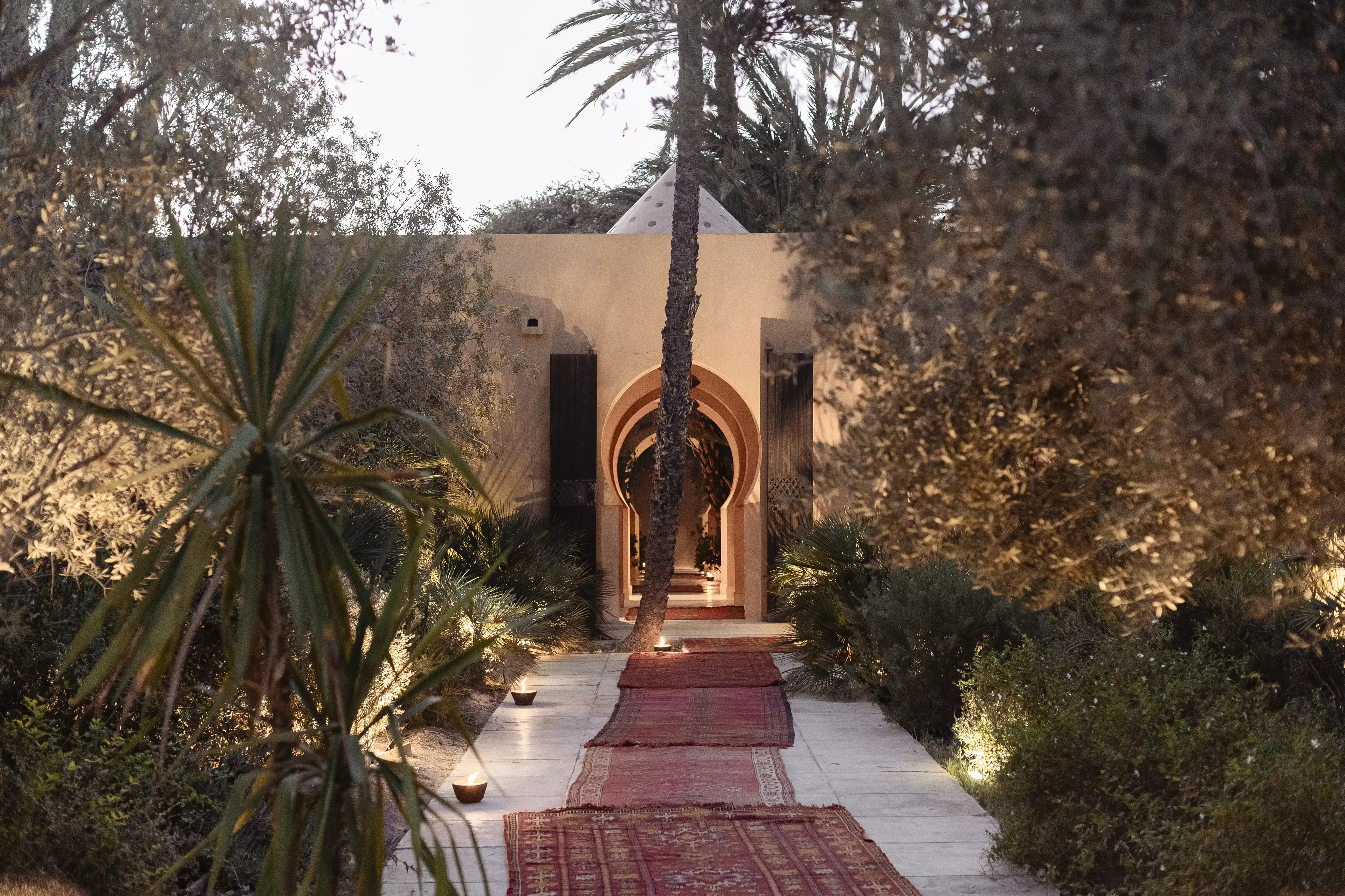 Faye Peters Wedding Day - Jnane Tamsna Marrakech-place at night