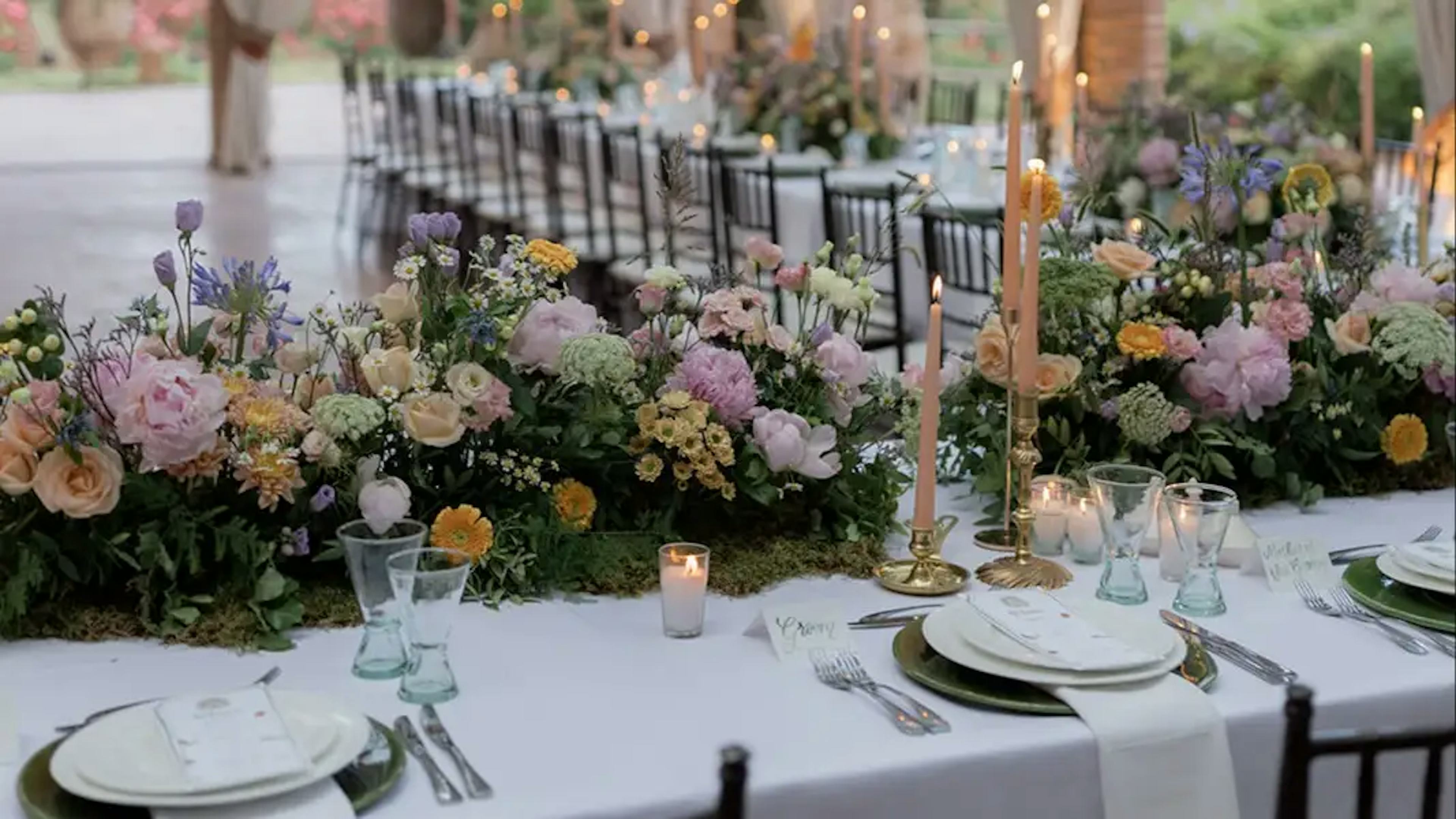 Wedding reception flower decor