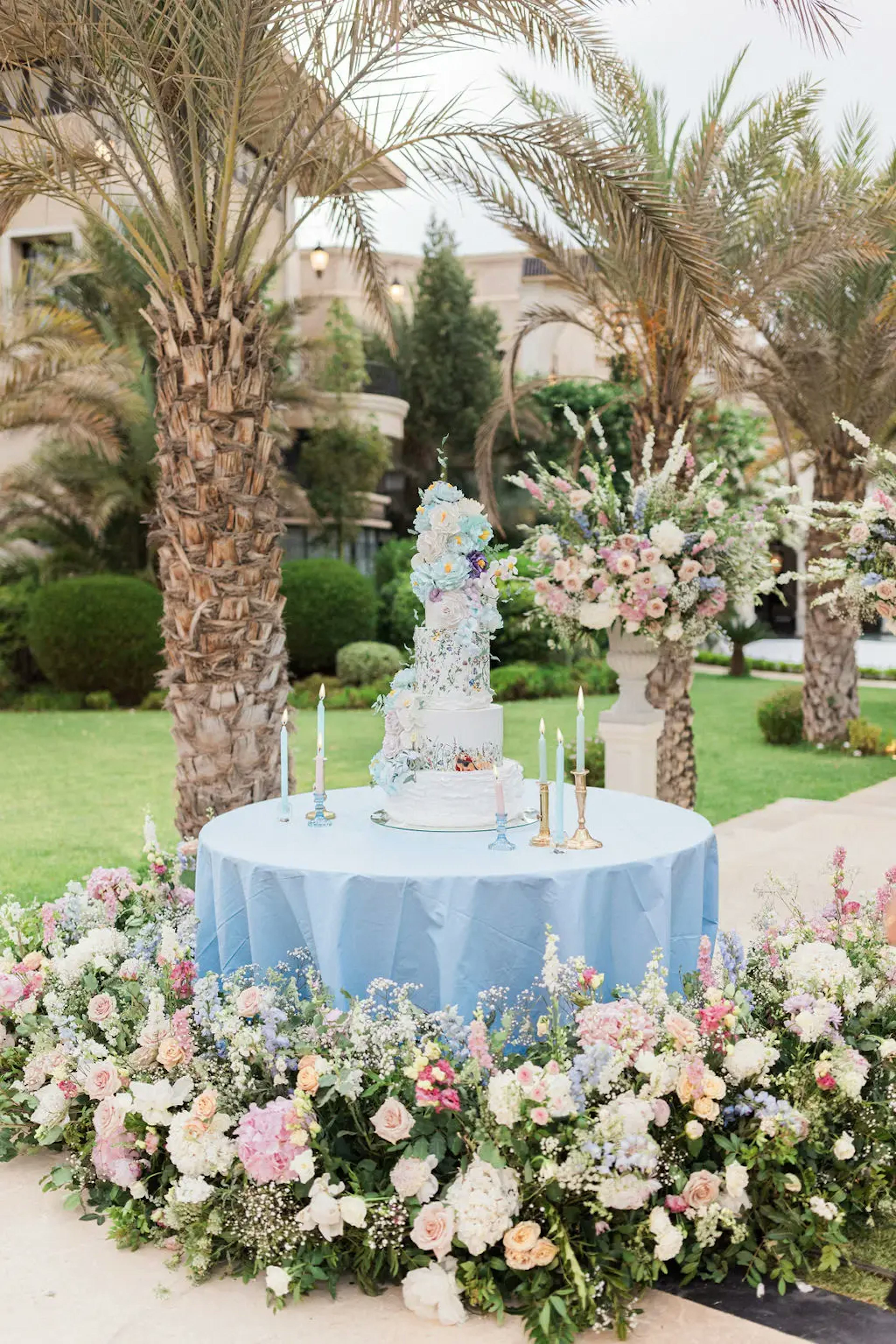 Luxury outdoor wedding Marrakech