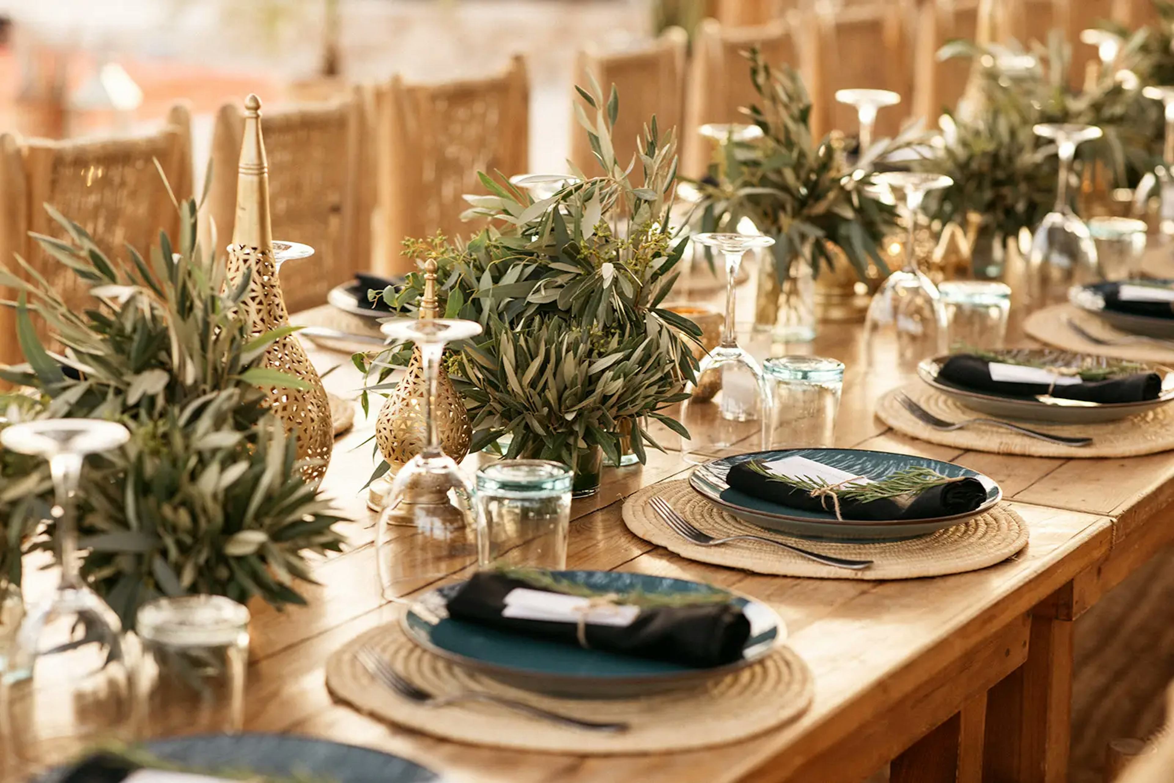 elegant wedding reception table decor