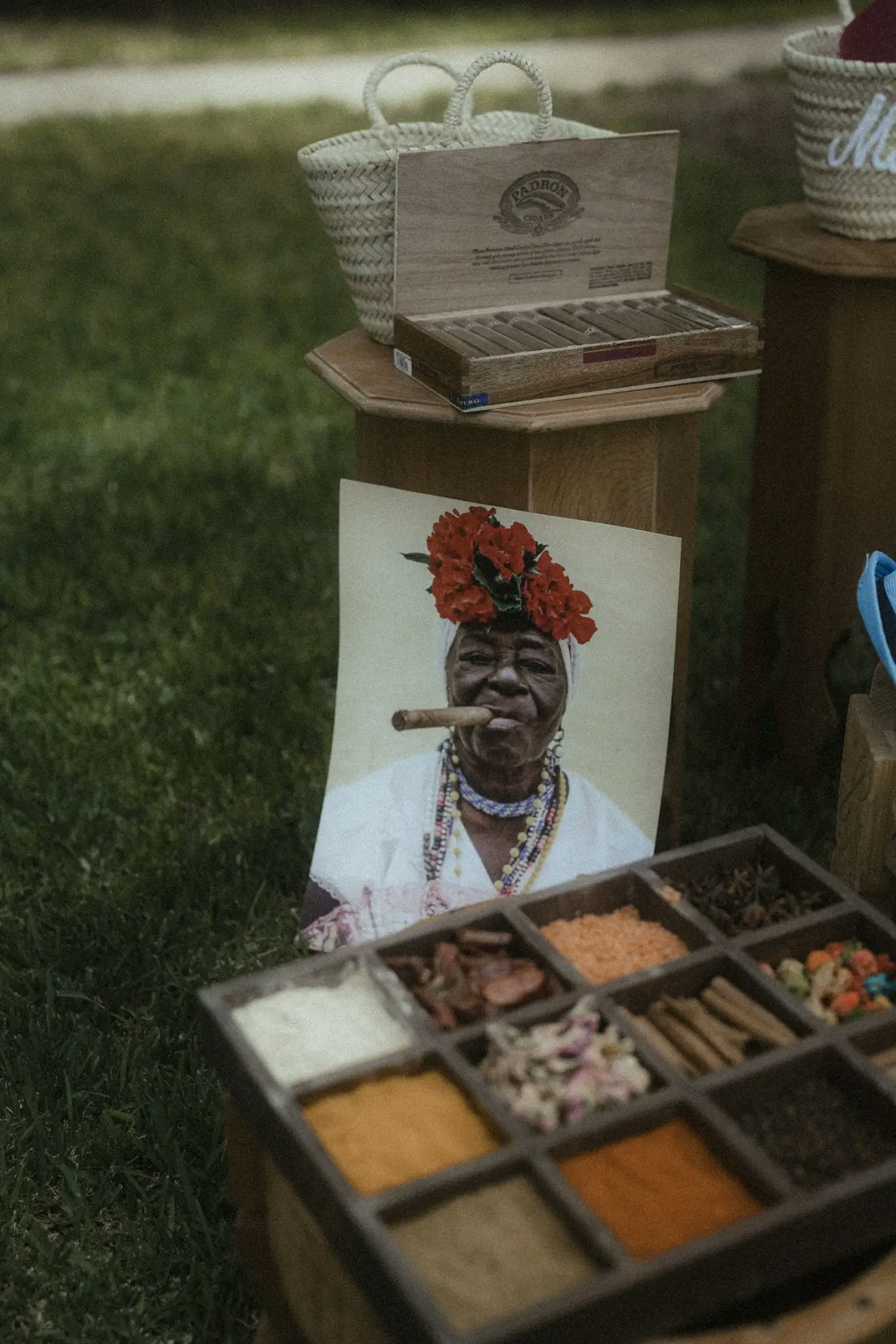 Spice box decoration 