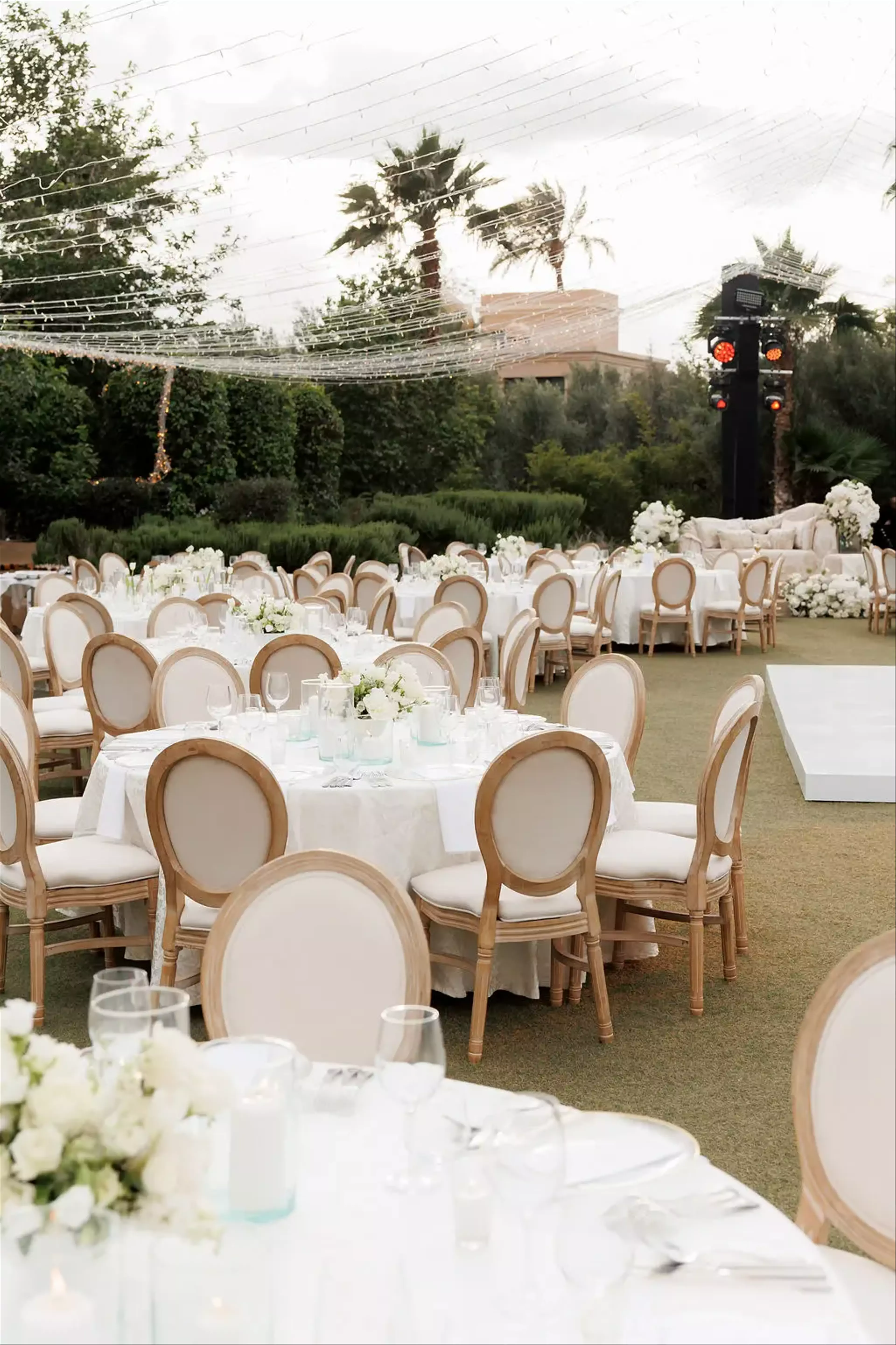 Elegant wedding reception decor