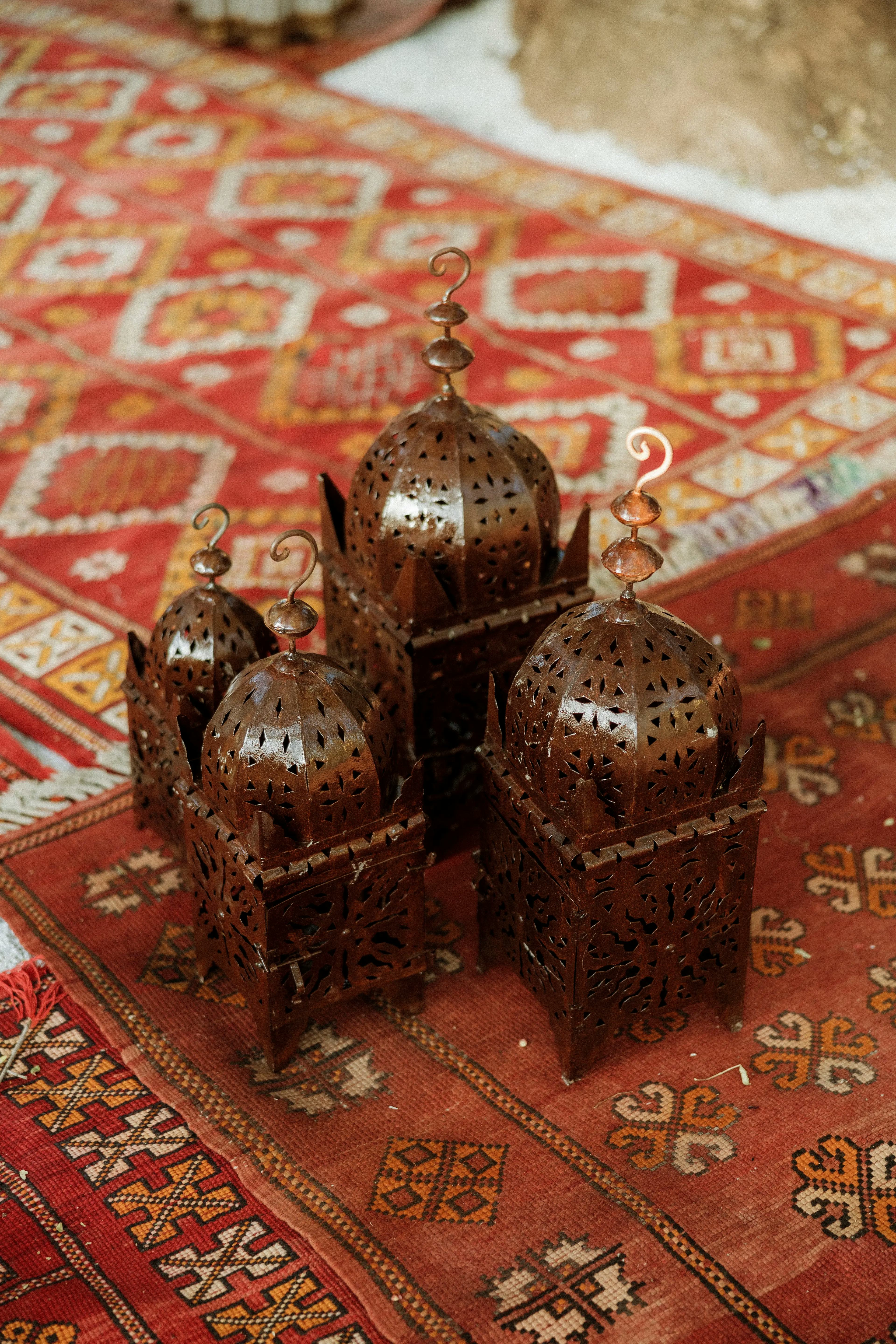 Moroccan lanterns decor