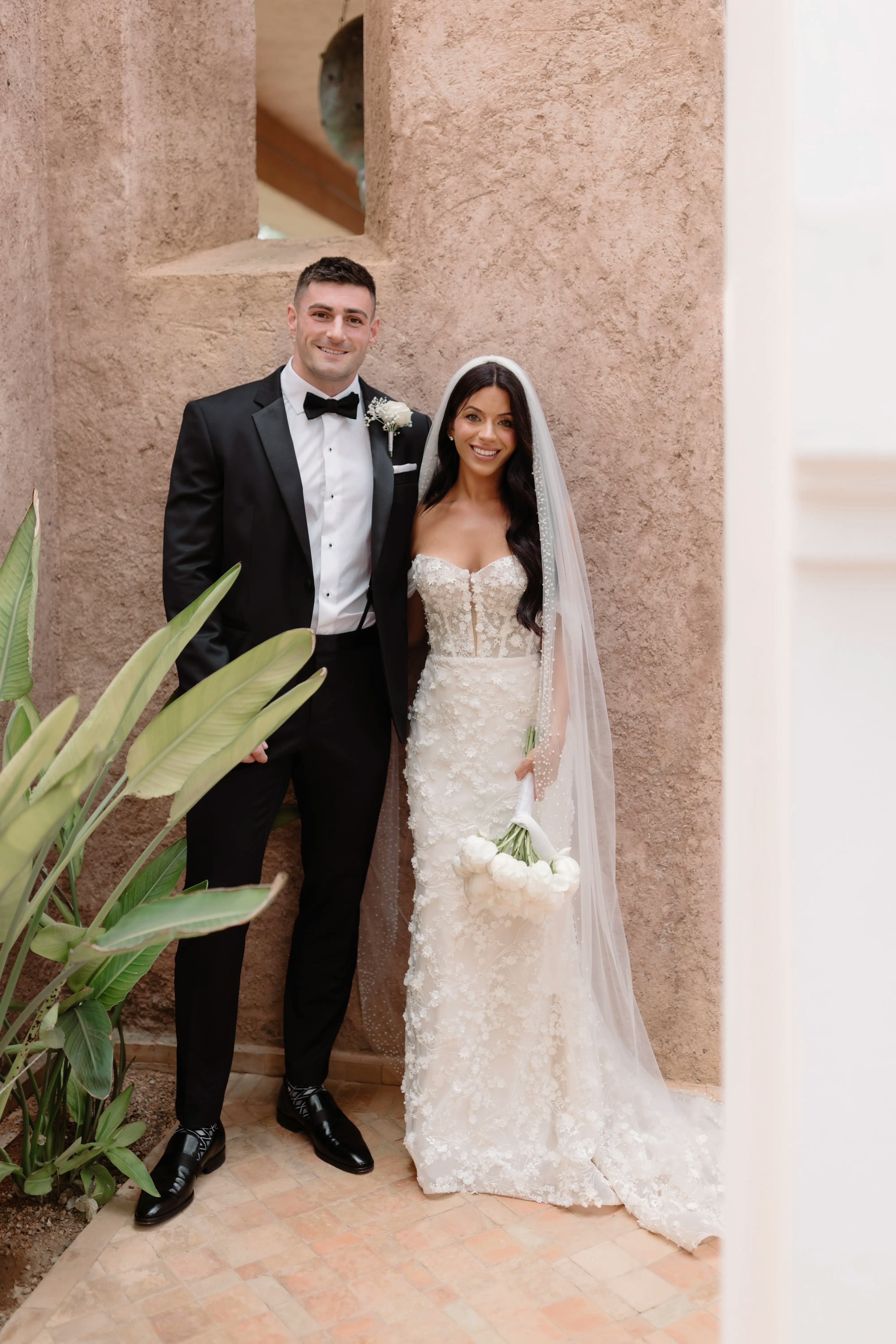 Mariage intime sophistiqué et chic dans une villa privée de luxe à Marrakech