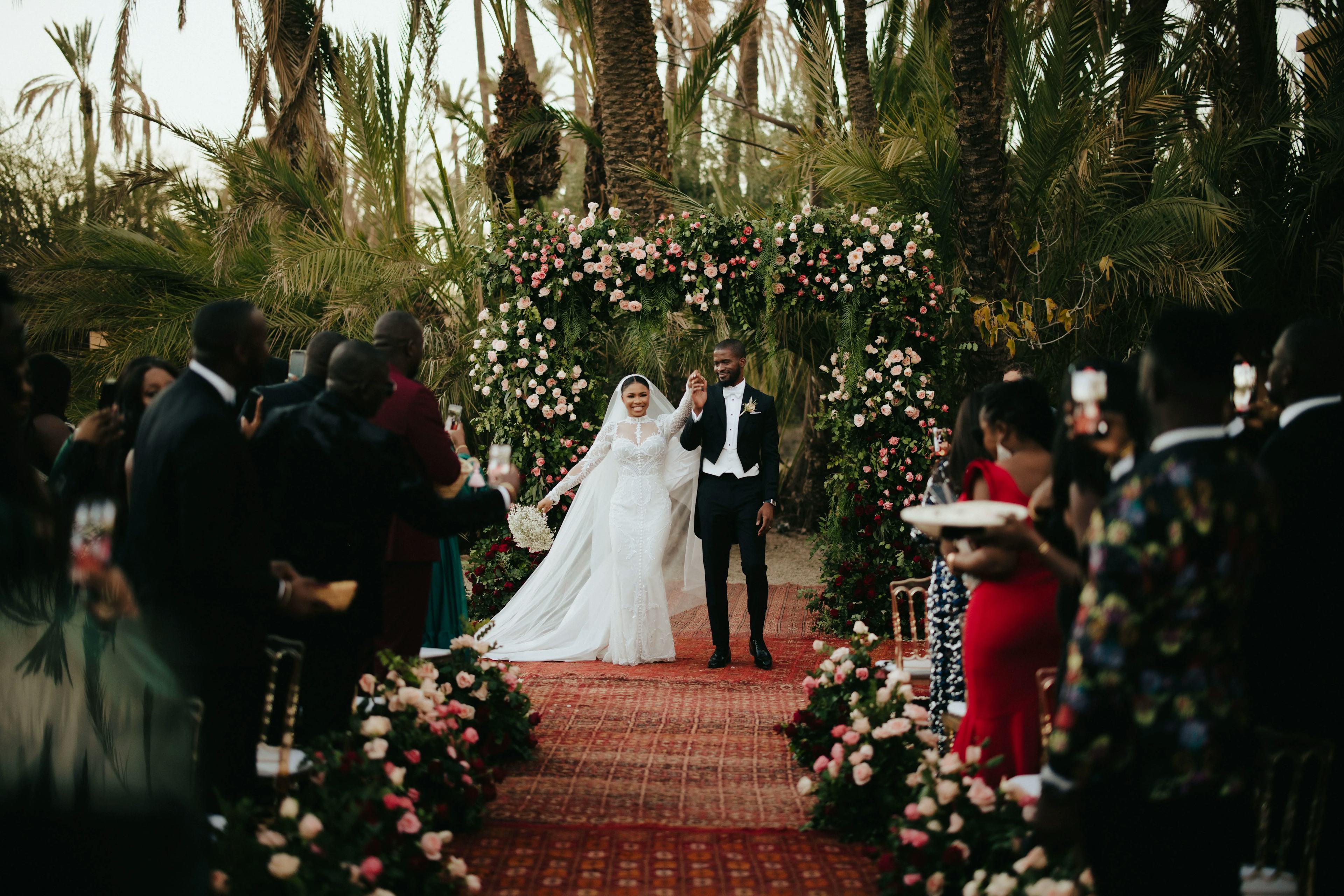 Outdoor wedding ceremony arch 