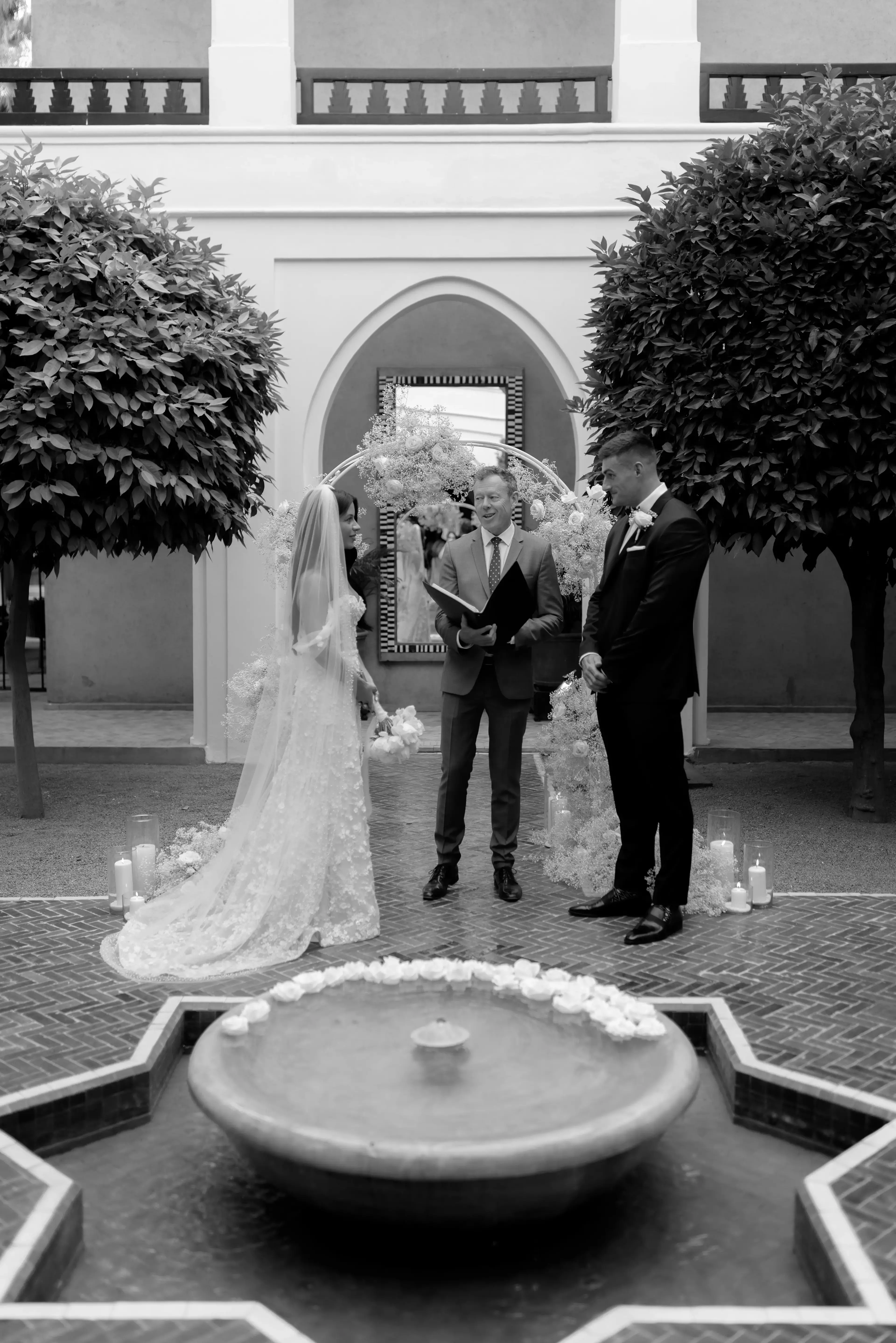 Intimate wedding ceremony Marrakech