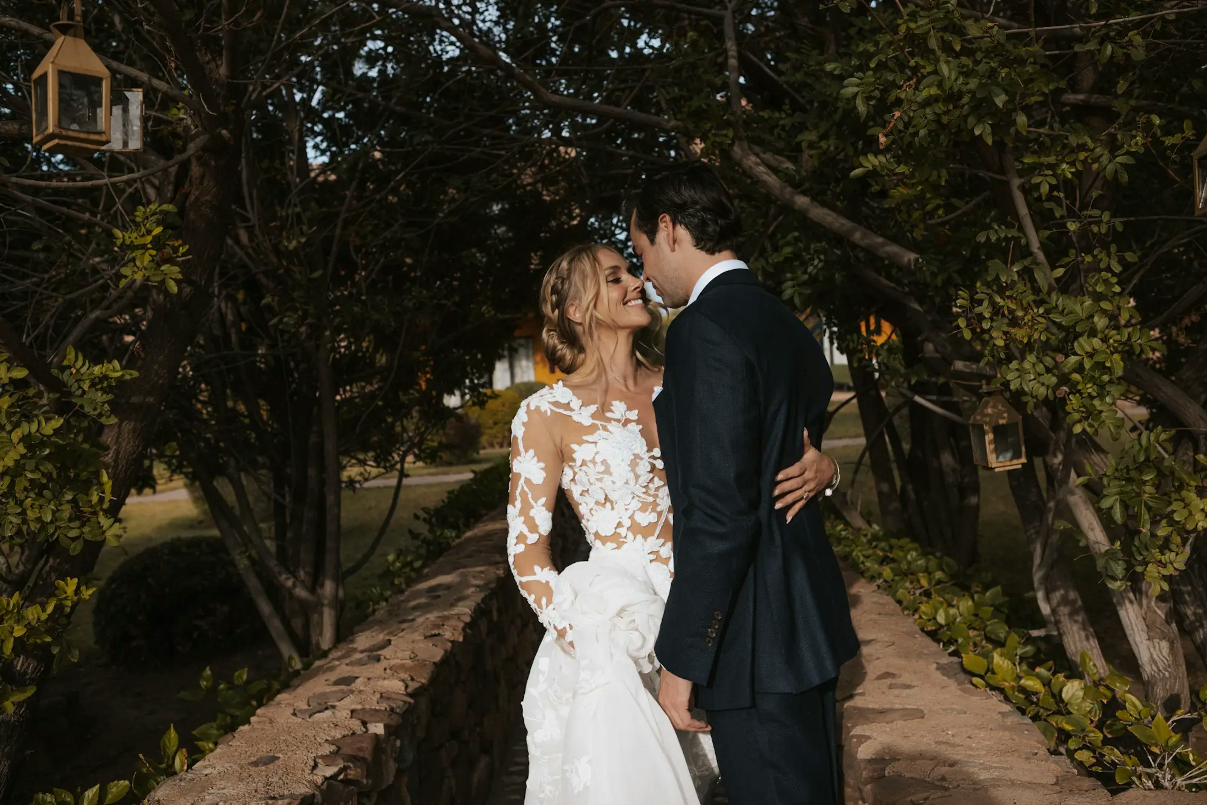 couple first look Morocco