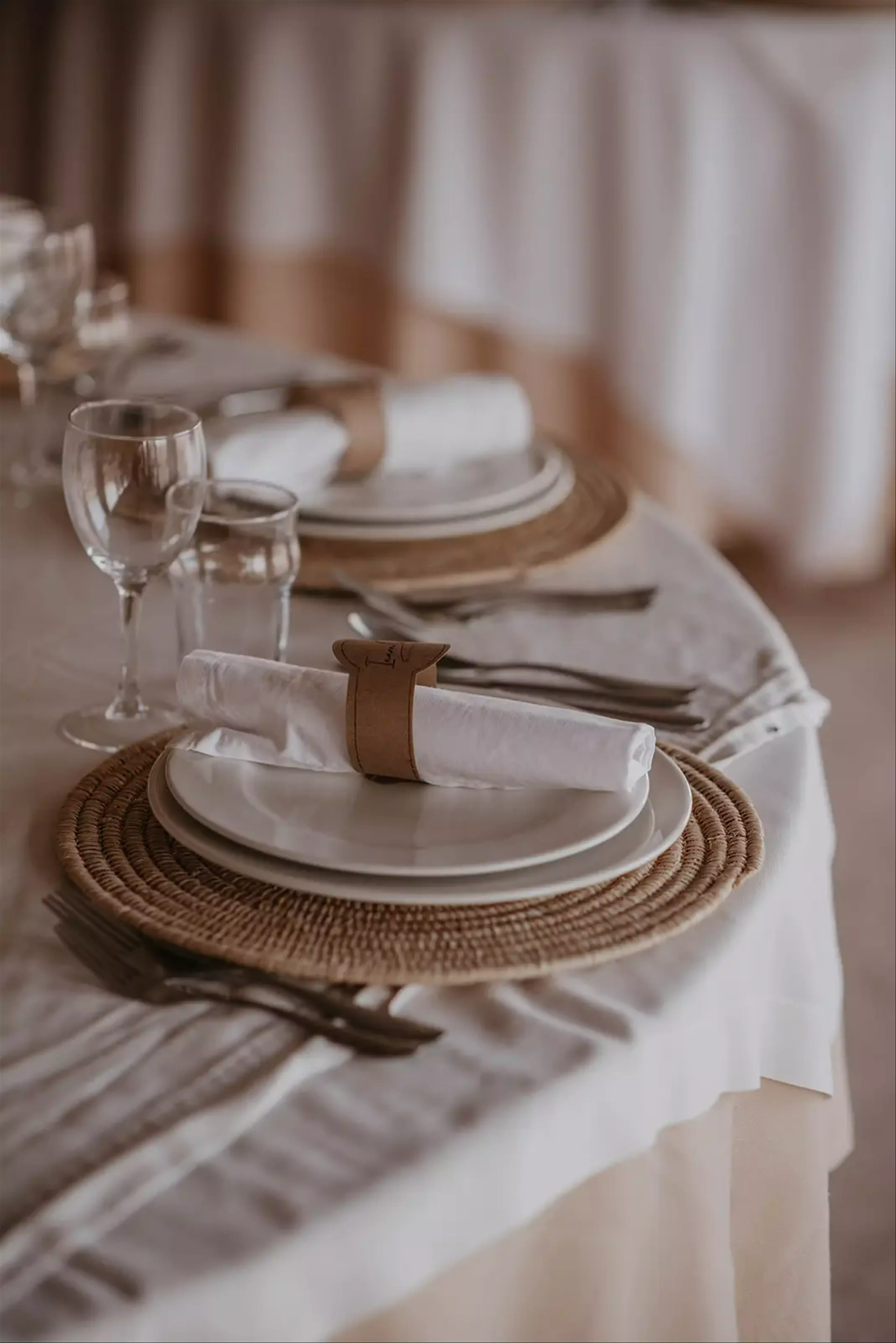 Table layout decor