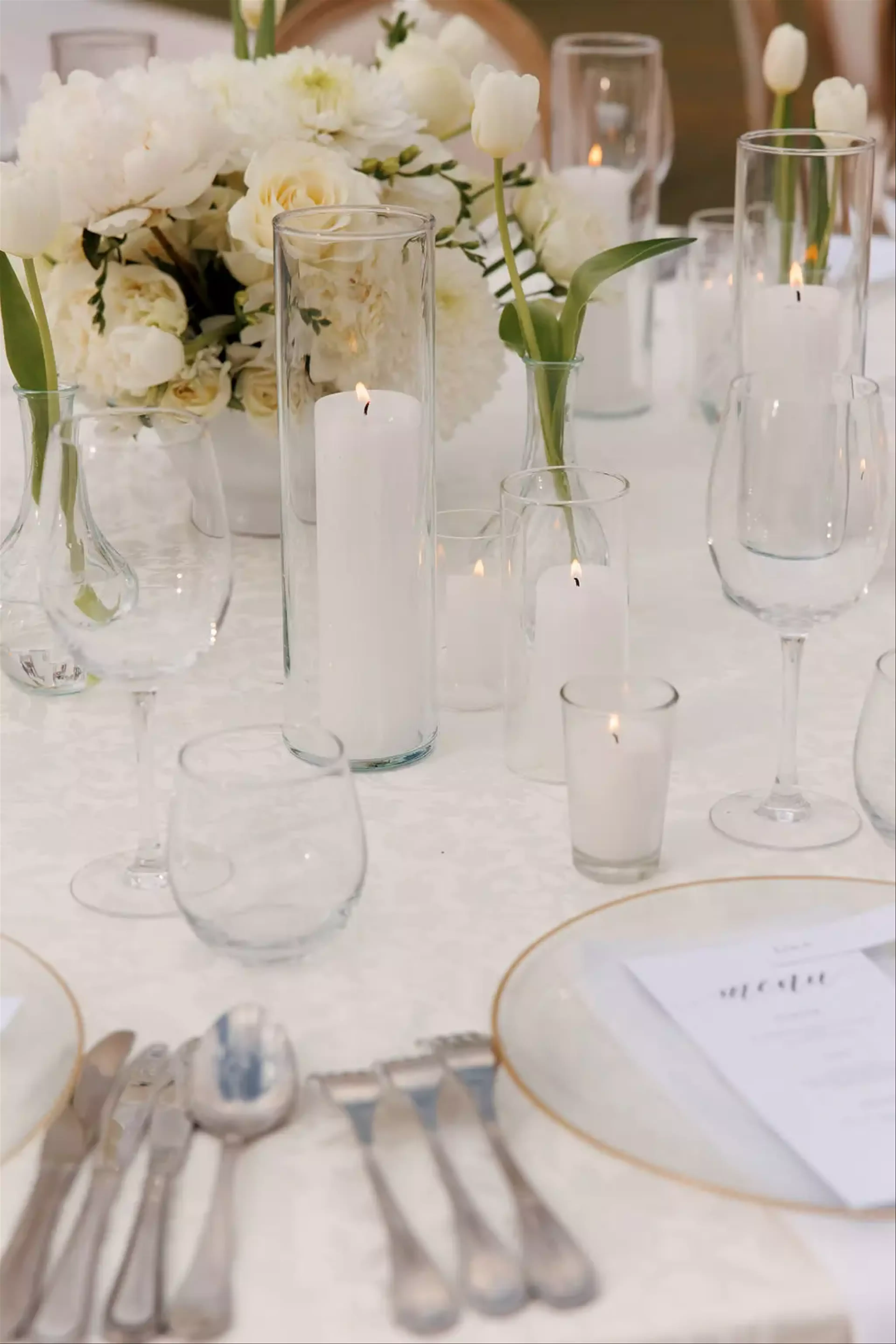 Timeless wedding reception table decor