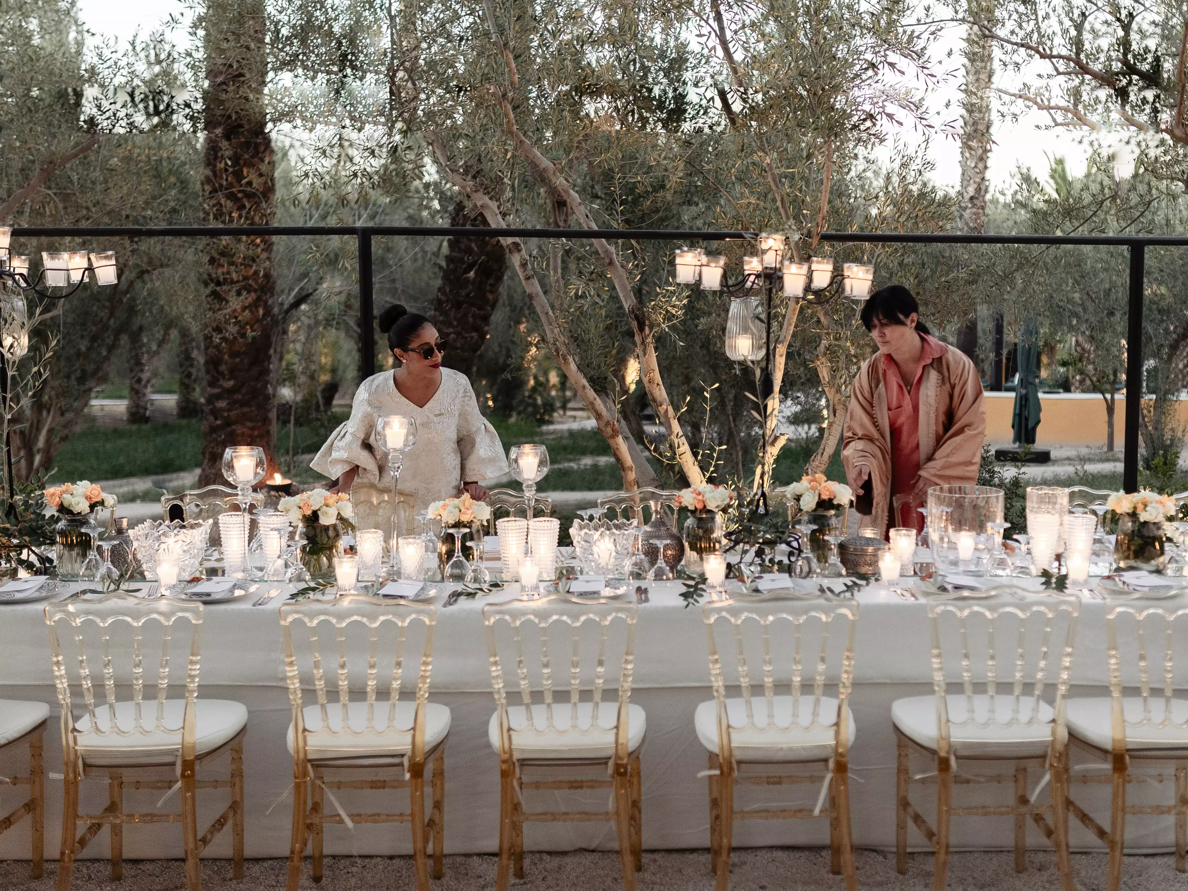 Faye Peters Wedding Day - Jnane Tamsna Marrakech-table preparation